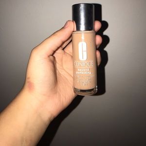 Clinique beyond perfecting foundation + concealer